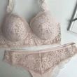 Kép 2/5 - Esprit Seasonal Lace vékony szivacsos melltartó - Homok