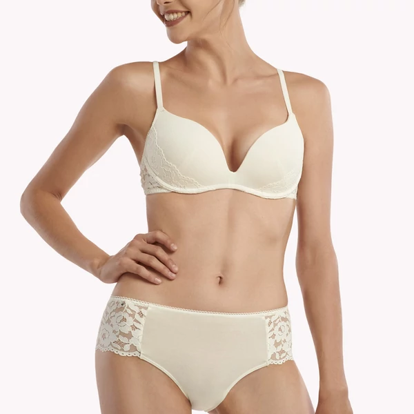 Lisca Cheek Retromania hipster