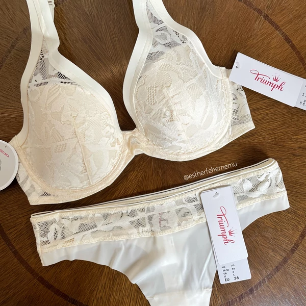 Triumph Illustrated Rose WP - vanília