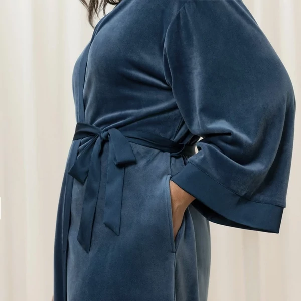 Triumph Velour bársonyköntös