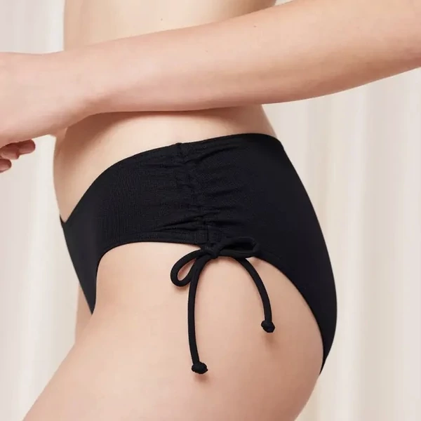 Triumph Summer Glow Midi bikinialsó - fekete