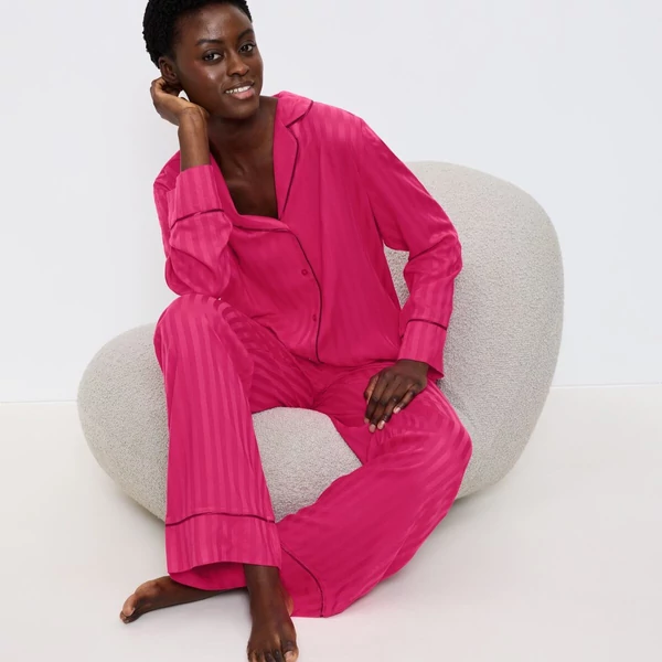 Triumph Amourette Jacquard PW szatén pizsama - Pink