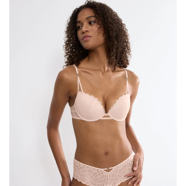 Triumph That Night In Vegas WHU