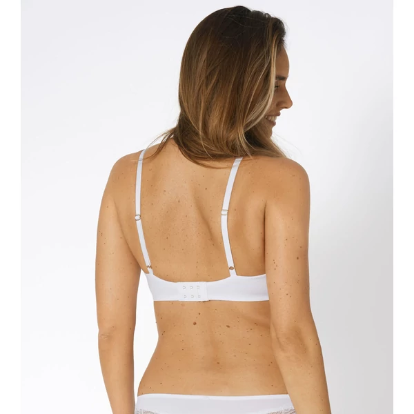Triumph Body Make-Up Essentials W