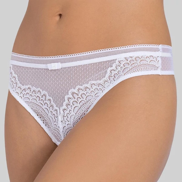 Triumph Beauty-Full Darling String 