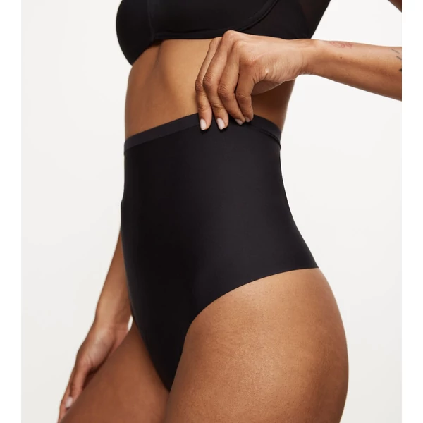 Triumph Shape Smart Highwaist String