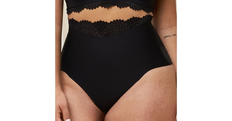 Triumph Intimo modellante pezzo sotto True Shape Sensation 10162228 Beige Triumph Intimo modellante pezzo sotto True Shape Sensation 10162228 Beige